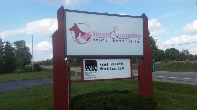 Town & Country Animal Hospital roadside sign on S Cochran Road, Charlotte, Michigan